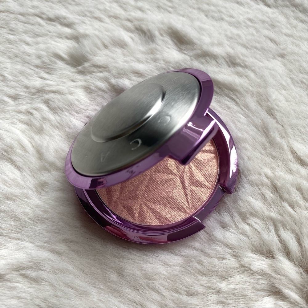 NIB BECCA Original Packaging Shimmering Skin Perfector Pressed Highlighter